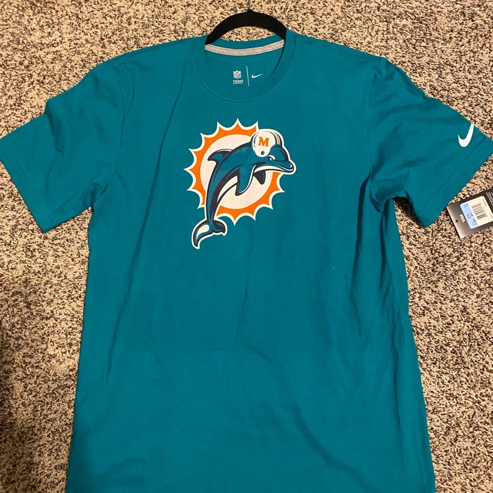 Miami Dolphins men’s Nike NWT t-shirt